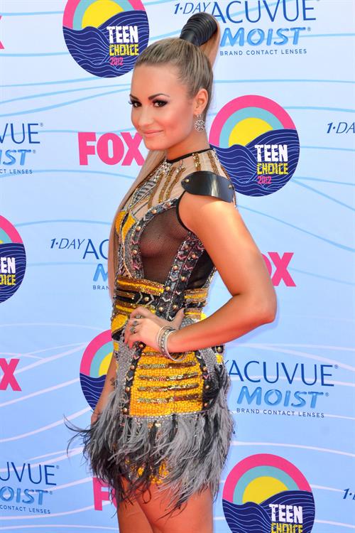 Demi Lovato - 2012 Teen Choice Awards in Universal City (July 22, 2012)