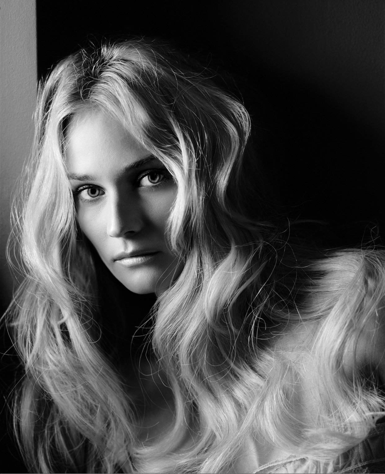 Diane Kruger - Flaunt Magazine Photoshoot  