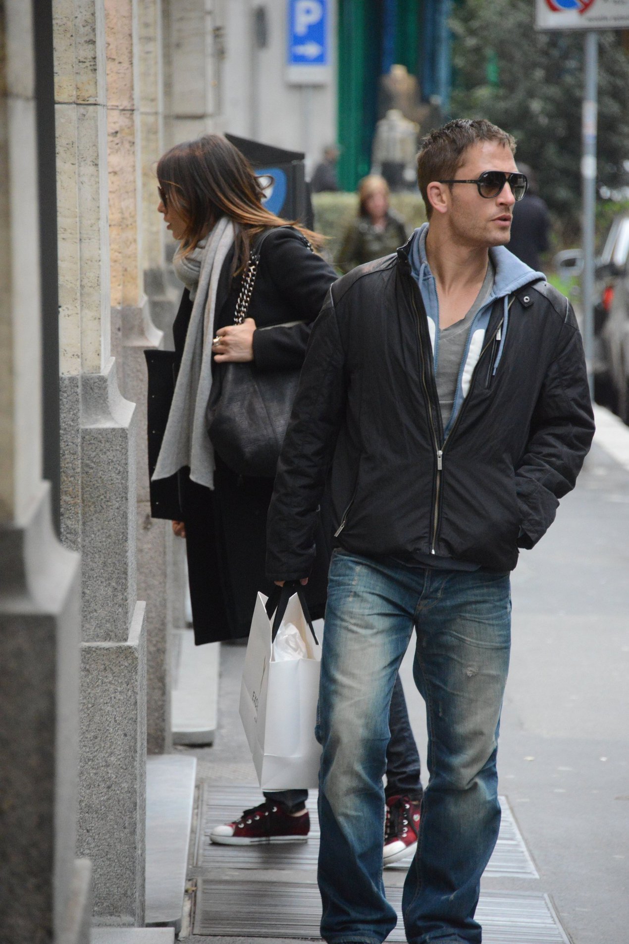 Elisabetta Canalis Pictures Elisabetta Canalis out and about in Milan (29.03.2013)