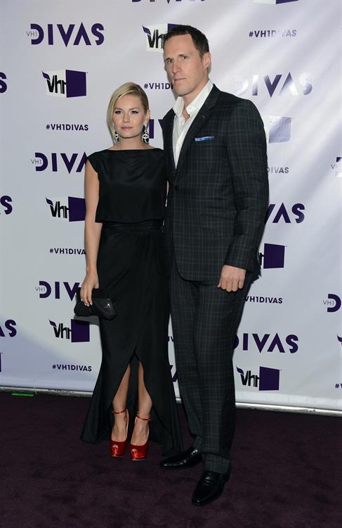 Elisha Cuthbert VH1 Divas 2012 in Los Angeles 12/16/12 