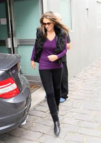 Elizabeth Hurley Visits a dentist in Melbourne - August 21, 2012