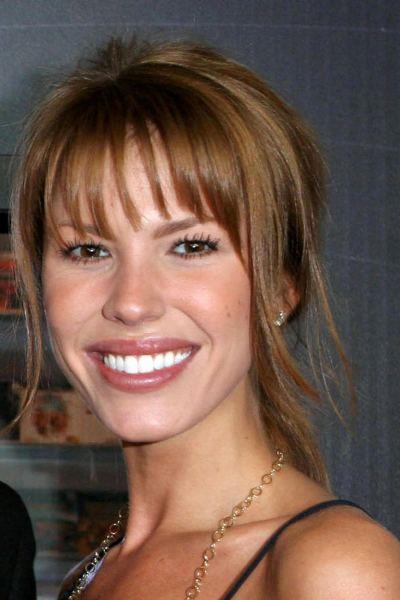 Nikki Cox