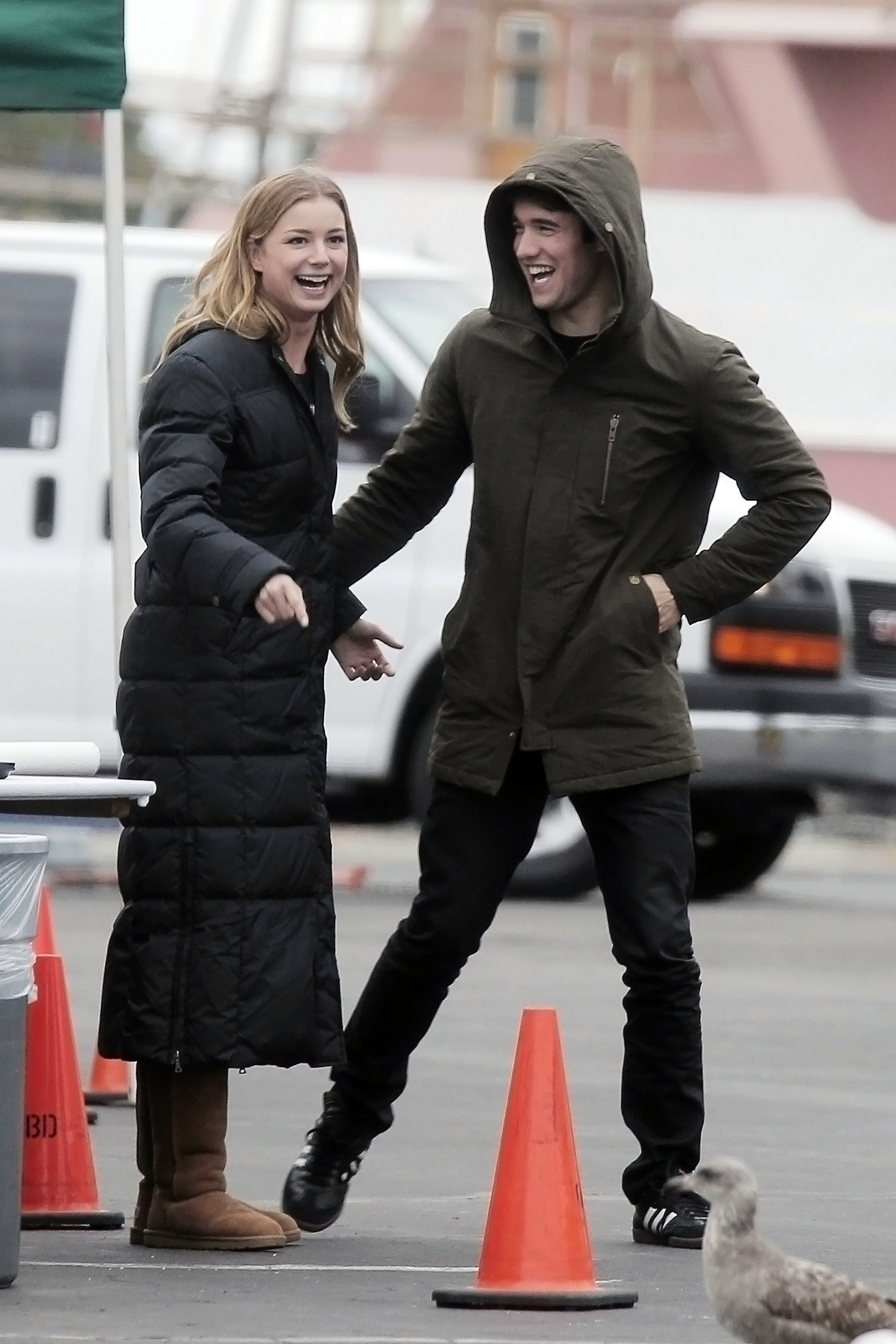 Emily VanCamp - On the Set of Revenge in Los Angeles (07.02.2013) 