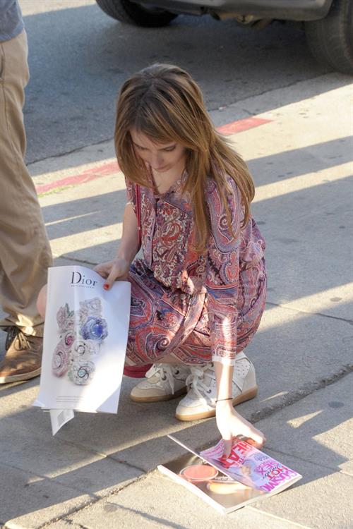 Emma Roberts - Steps out with boyfriend Evan Peters at Third Street in Los Angeles (28.05.2013) 