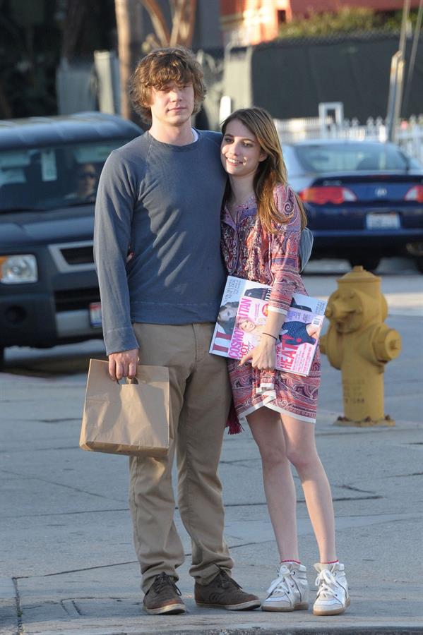 Emma Roberts - Steps out with boyfriend Evan Peters at Third Street in Los Angeles (28.05.2013) 