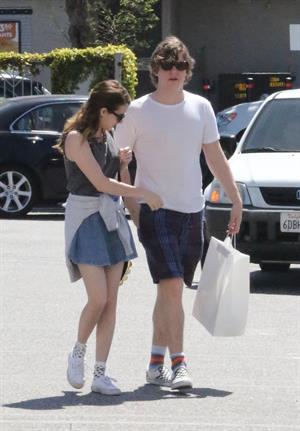 Emma Roberts - Spotted shopping at Samy's in Los Angeles (30.03.2013) 