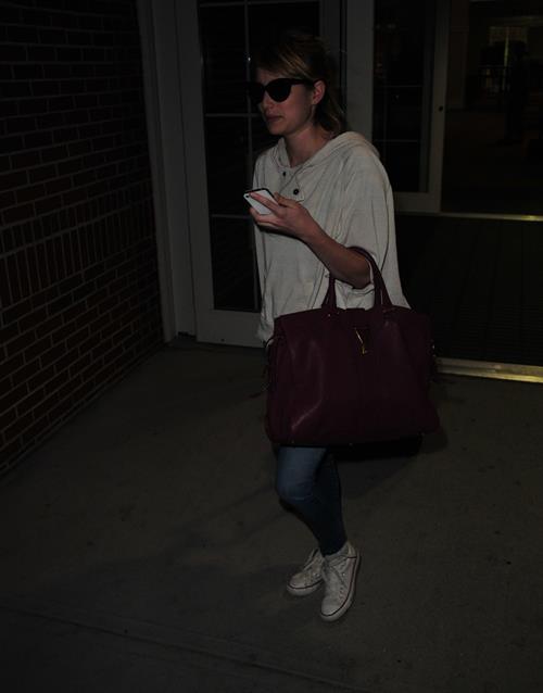 Emma Roberts lands in Wilmington to continue filming 'We're the Millers' (09 August 2012)