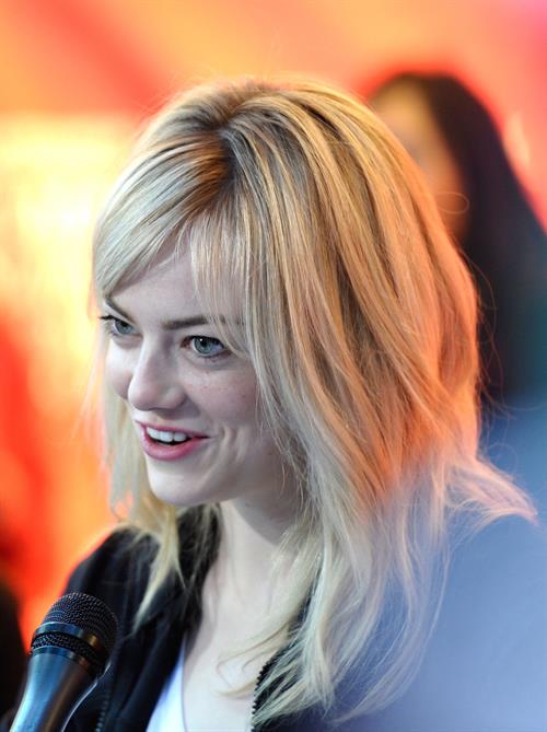 Emma Stone Revlon Run/Walk For Women in New York City - May 4, 2013 