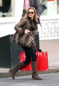 Geri Halliwell grabs a coffee in London February 4, 2013