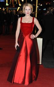 Gillian Anderson The World Premiere Of Les Miserables December 5, 2012 