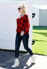 Gwen Stefani in Malibu 10/19/13  