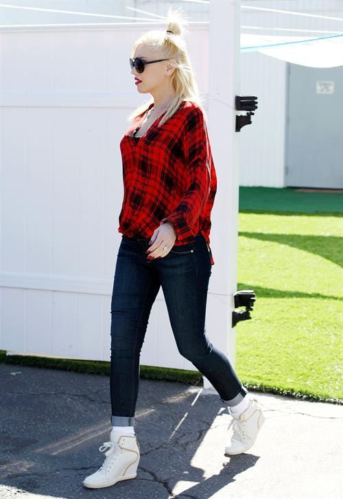 Gwen Stefani in Malibu 10/19/13  