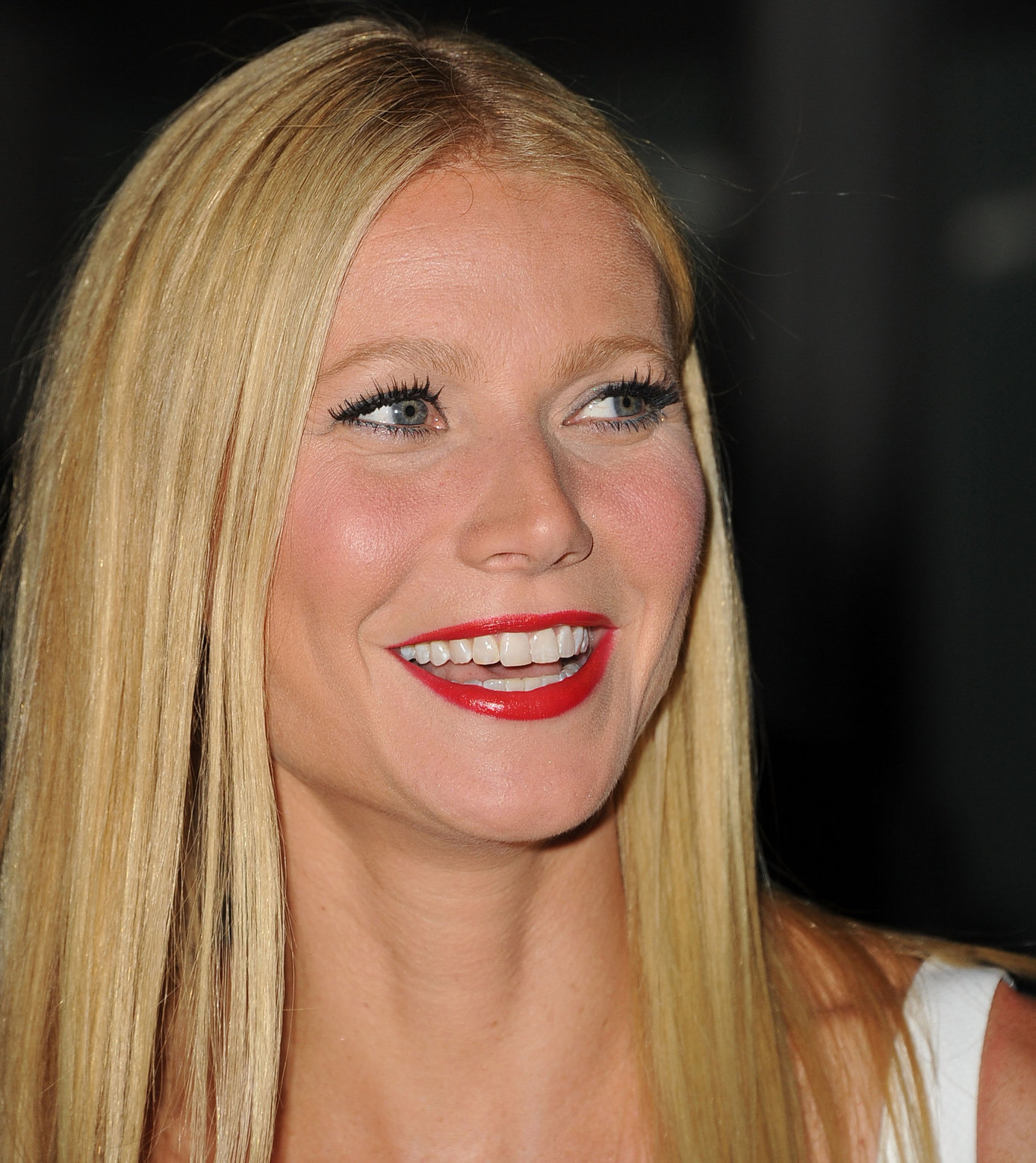 Gwyneth Paltrow Pictures Gwyneth Paltrow Thanks For Sharing LA Premiere 9/16/13