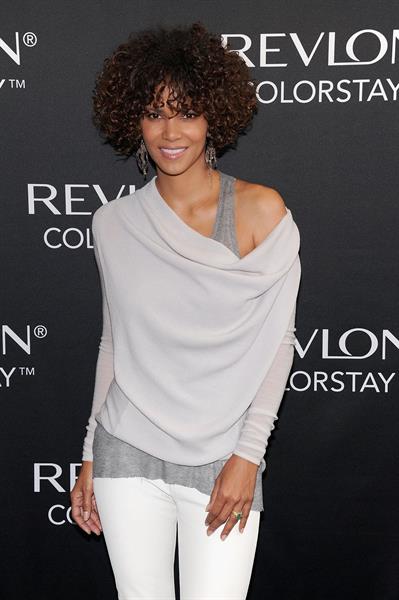 Halle Berry - Revlon ColorStay Whipped Creme Makeup Launch (May 22, 2012)