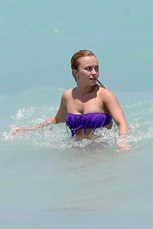 Hayden Panettiere 53Bikini candis at Miami Beach 12.05.13 