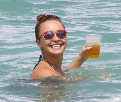 Hayden Panettiere - Bikini candids in Miami 9/1/13