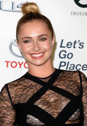 Hayden Panettiere 23rd annual Environmental Media Awards - Burbank - October 19, 2013 