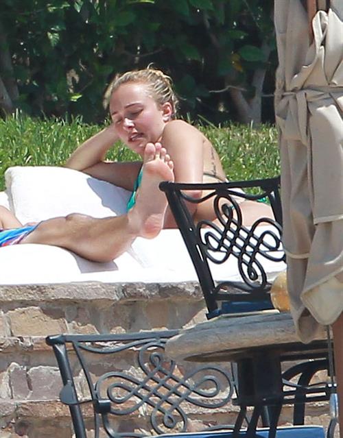 Hayden Panettiere Bikini In Cabo San Lucas July 3rd 2012