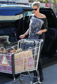 Heidi Klum Grocery shopping in Brentwood