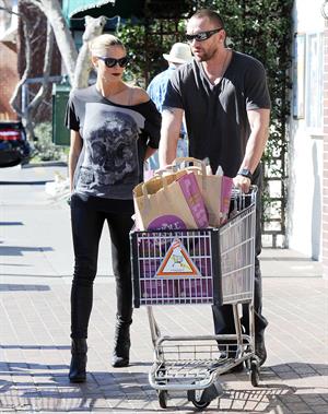 Heidi Klum Grocery shopping in Brentwood