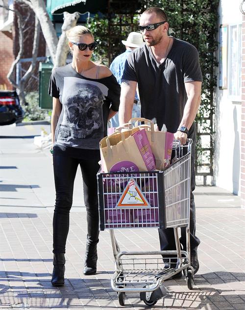 Heidi Klum Grocery shopping in Brentwood