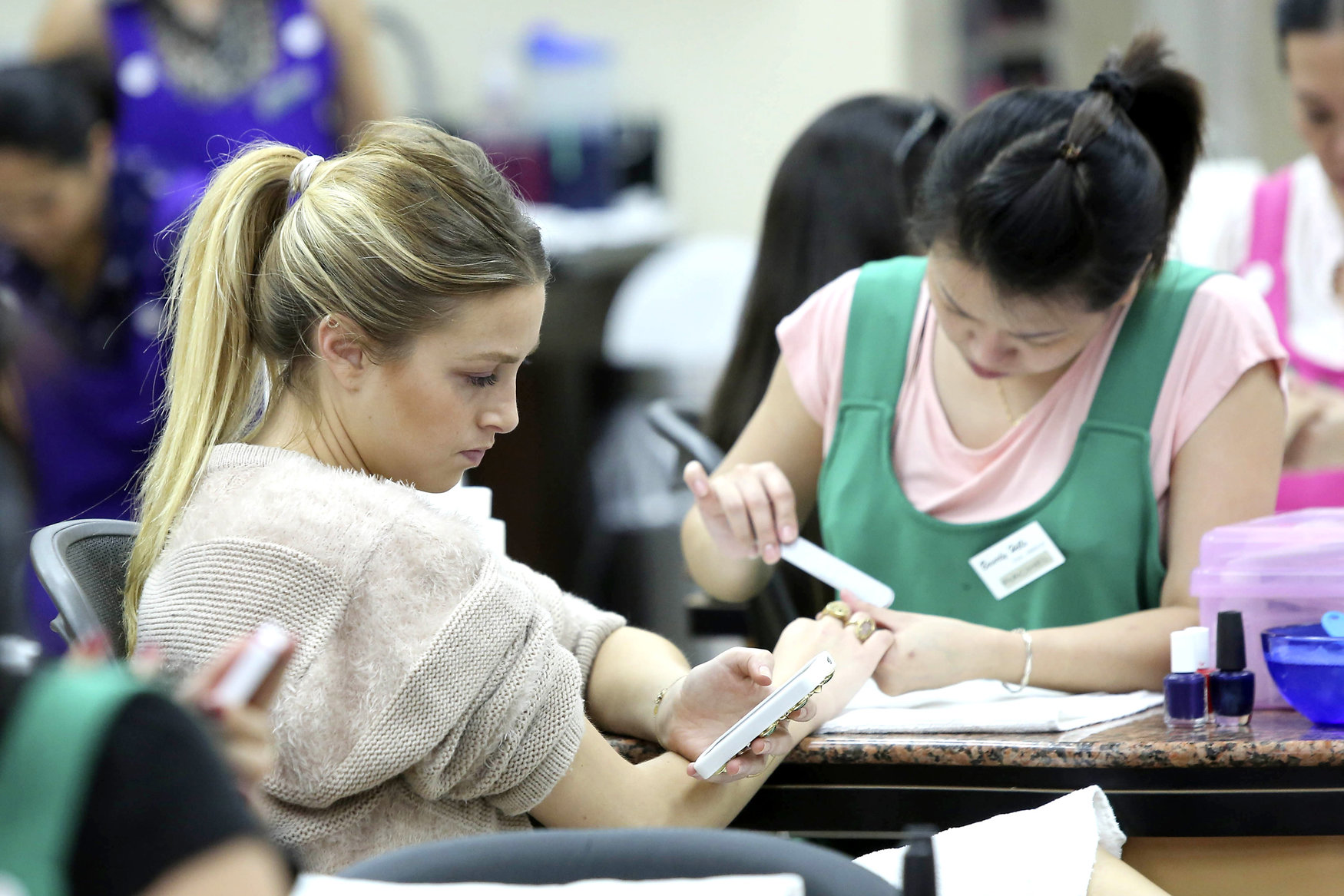 Whitney Port shopping around Beverly Hills Sept 28, 2012 