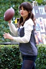 Zooey Deschanel  New Girl  set candids in LA 1/23/13  