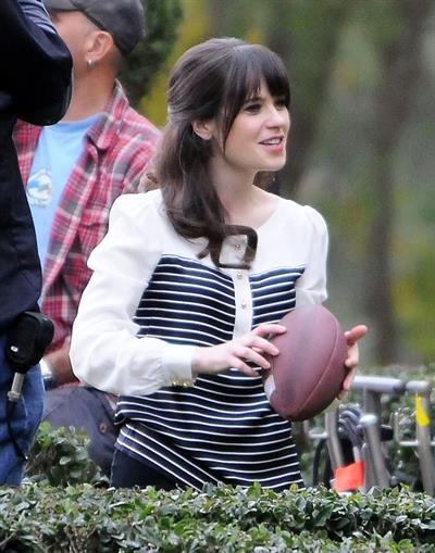 Zooey Deschanel  New Girl  set candids in LA 1/23/13  