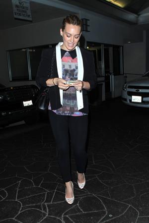 Hilary Duff Goes to dinner with a companion at E. Baldi Restaurant in Beverly Hills (May 8, 2013) 