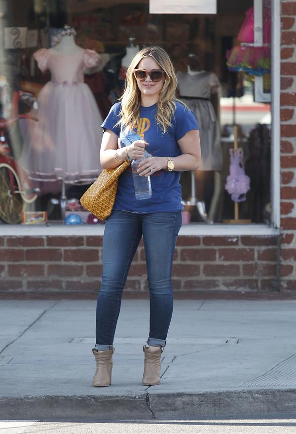 Hilary Duff out and about in Los Angeles 1/8/13 