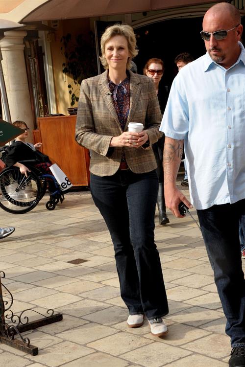 Jane Lynch Visits 'Etra' at The Grove in Los Angeles (December 4, 2012) 