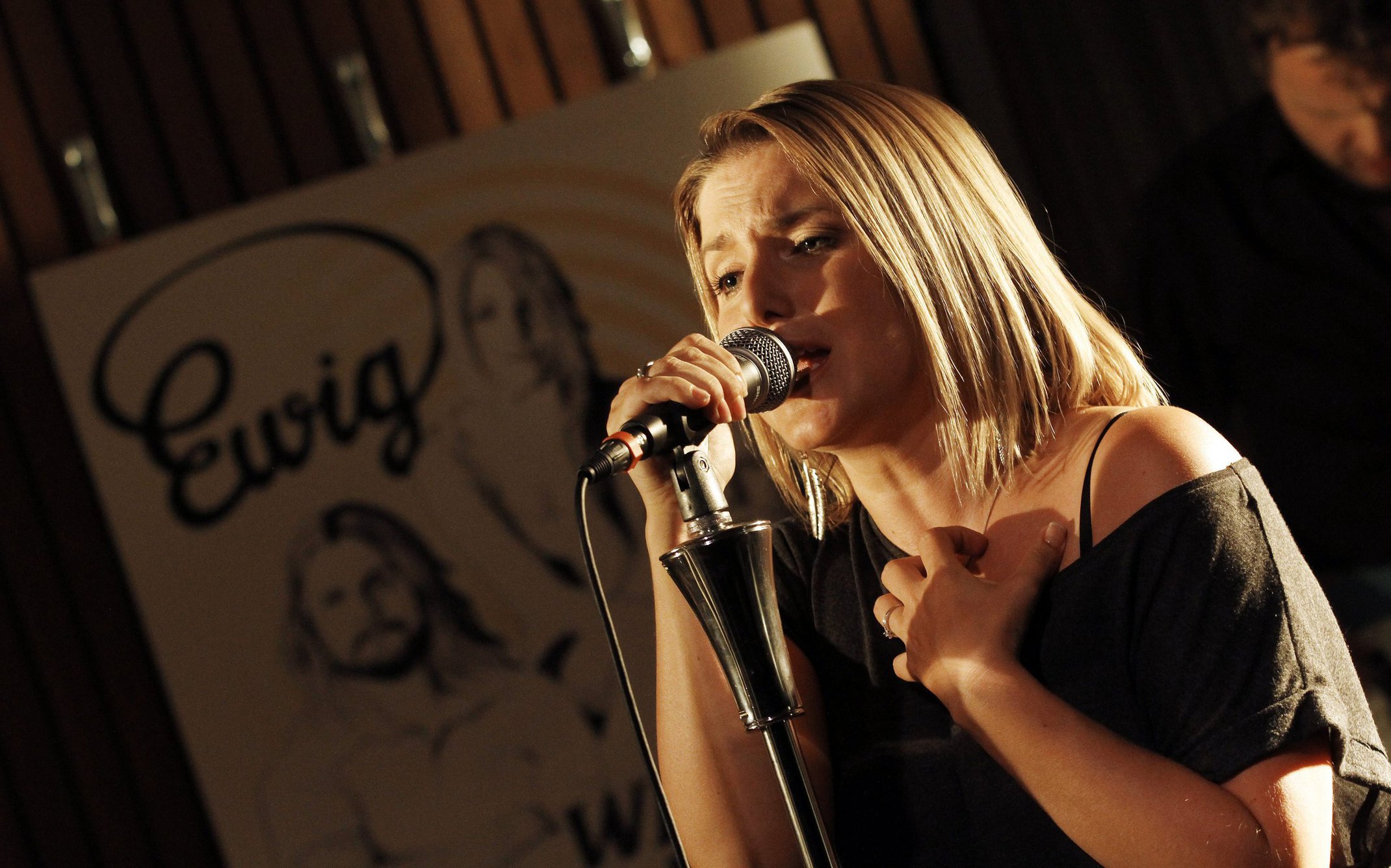 Jeanette Biedermann Pictures Jeanette Biedermann - Showcase with her new Band 'Ewig' in Berlin on August 23, 2012