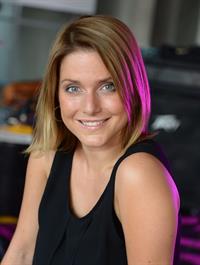 Jeanette Biedermann posiert am Rande der Dreharbeiten zur Serie 'Hauptstadtrevier' in Berlin 26.07.12