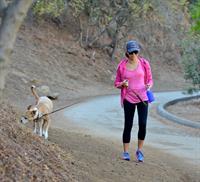 Jenna Dewan Takes her dog for a walk in Runyon Canyon, Los Angeles (November 16, 2012) 