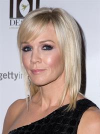 Jennie Garth Opening Night Of Project Angel Food's Divine Design 2012 (Nov 29, 2012) 