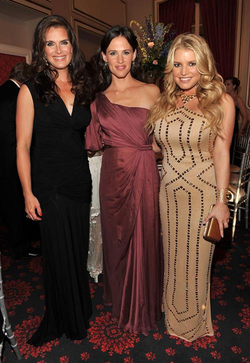 Jennifer Garner Pictures Jennifer Garner grand opening of the Casino Club at the Greenbrier on July 2, 2010