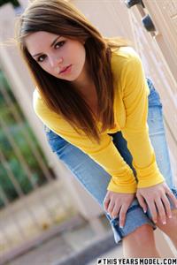 Aspen Martin : Aspen In Sun