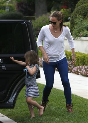 Jennifer Garner Takes daughter Seraphina Affleck to private party in Brentwood (April 28, 2013) 
