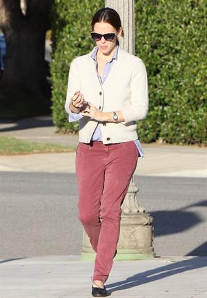 Jennifer Garner - Spotted in Los Angeles on January 30, 2013