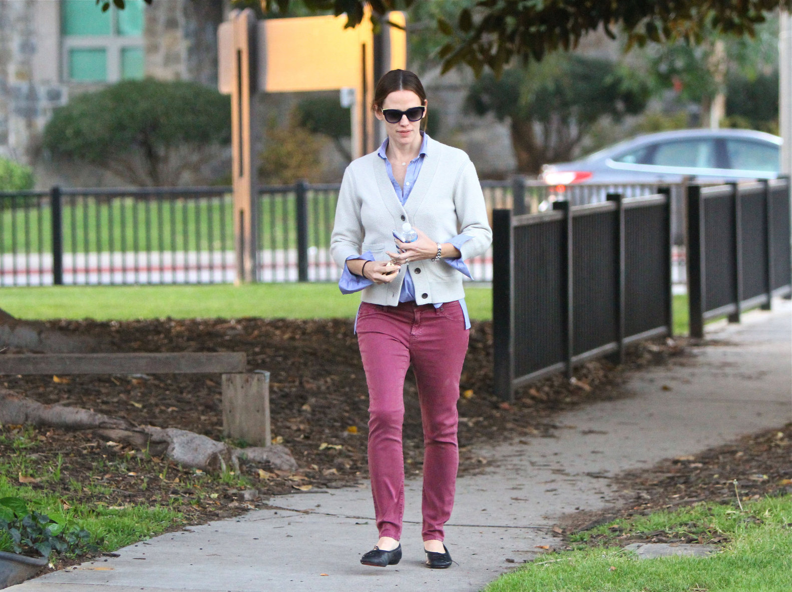 Jennifer Garner - Spotted in Los Angeles on January 30, 2013