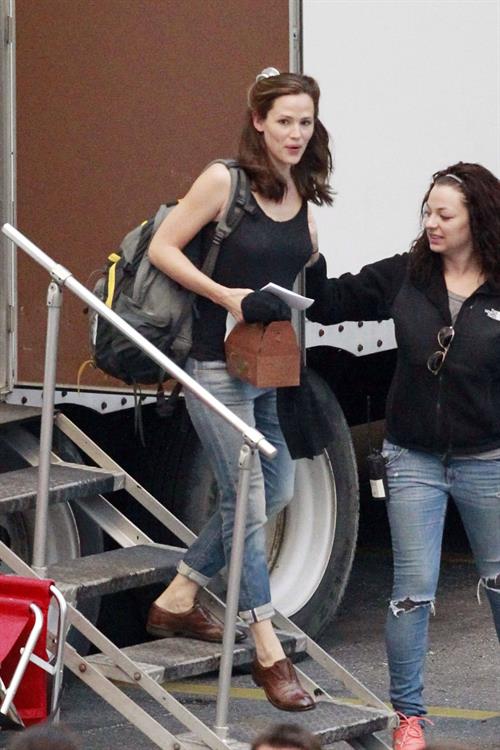 Jennifer Garner Pictures Jennifer Garner Filming 'Dallas Buyers Club' in New Orleans (November 15, 2012)