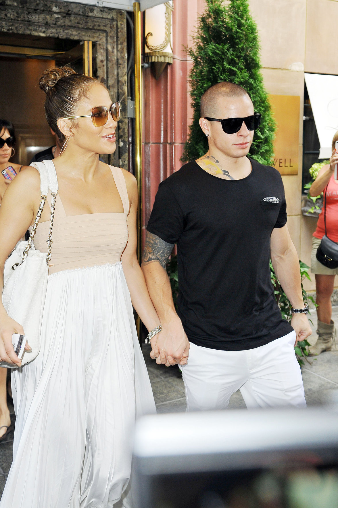 Jennifer Lopez dinner at Bubbys in New York City on July 24, 2012