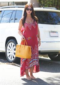 Jennifer Love Hewitt in Los Angeles 10/7/13  