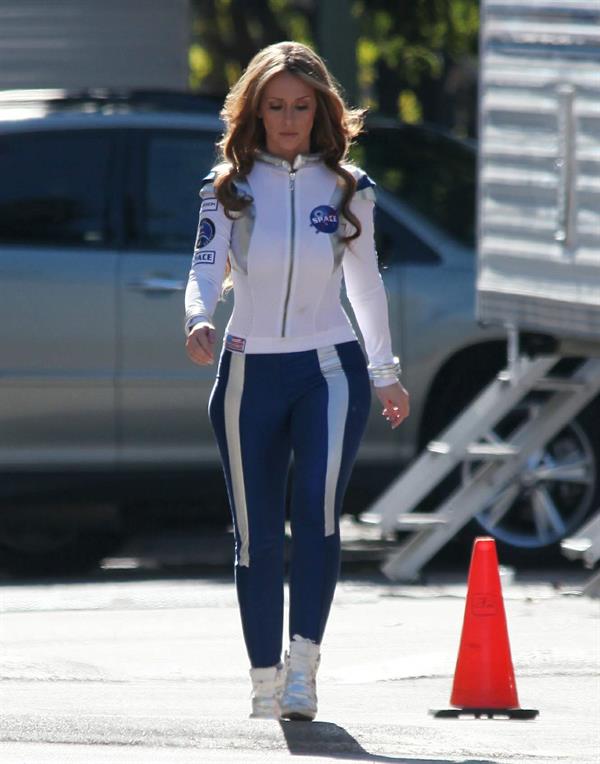 Jennifer Love Hewitt On the set of The Client List in Los Angeles January 4, 2013 