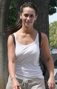 Jennifer Love Hewitt out for a hike in Santa Monica 8/7/12 