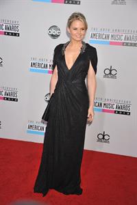 Jennifer Morrison American Music Awards (November 18, 2012) 