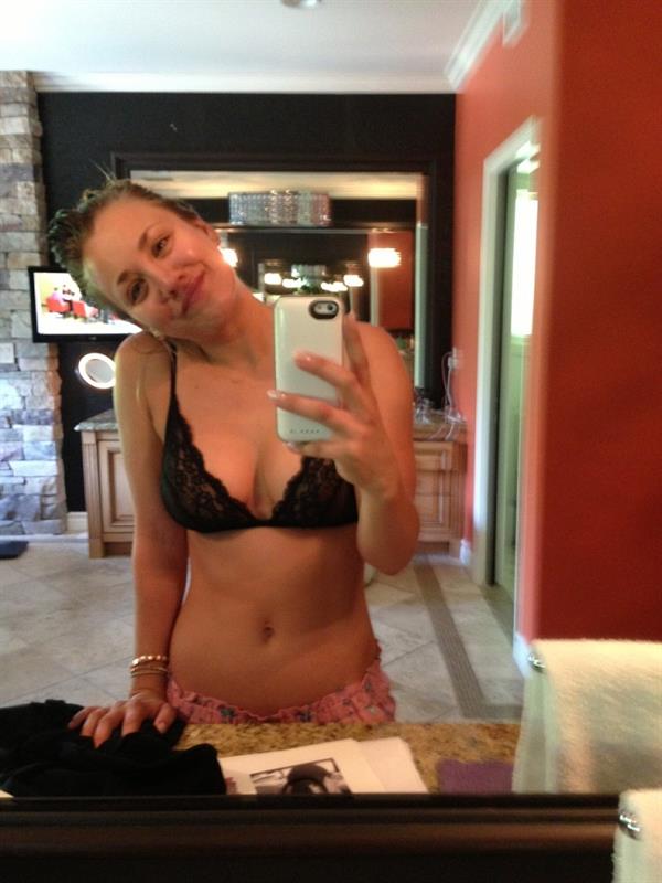 Kaley Cuoco in lingerie taking a selfie