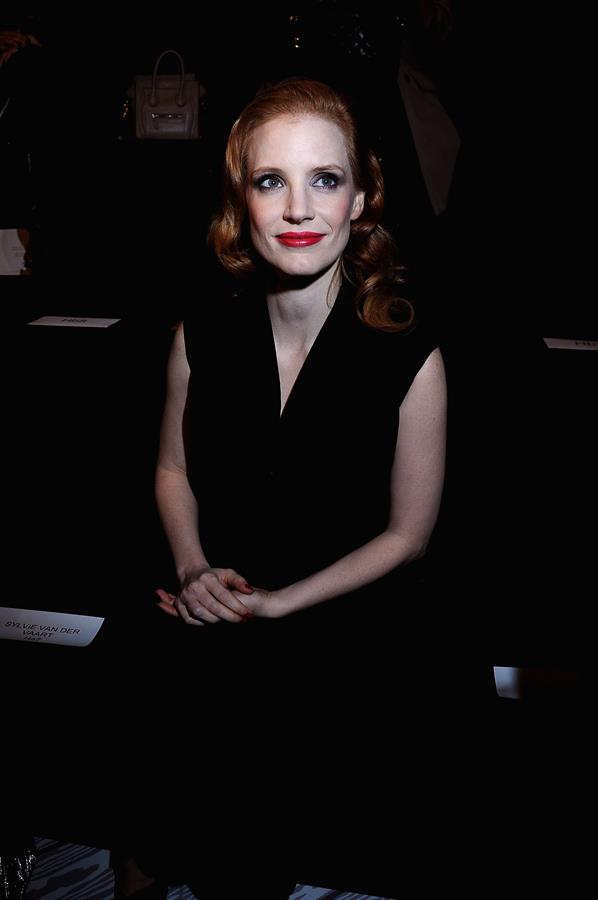 Jessica Chastain attends the Paris Fashion Week in Paris (02.03.2013) 