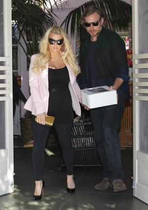 Jessica Simpson at The Ivy in Beverly Hills 2/14/13 