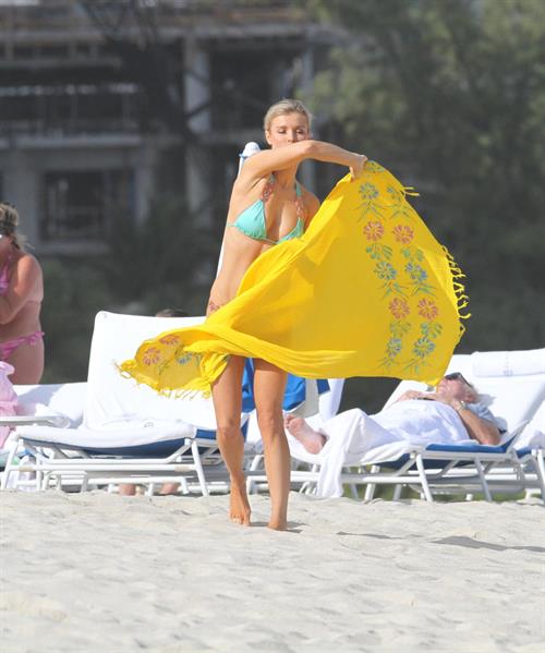 Joanna Krupa bikini candids on the beach in Miami 1/1/13 